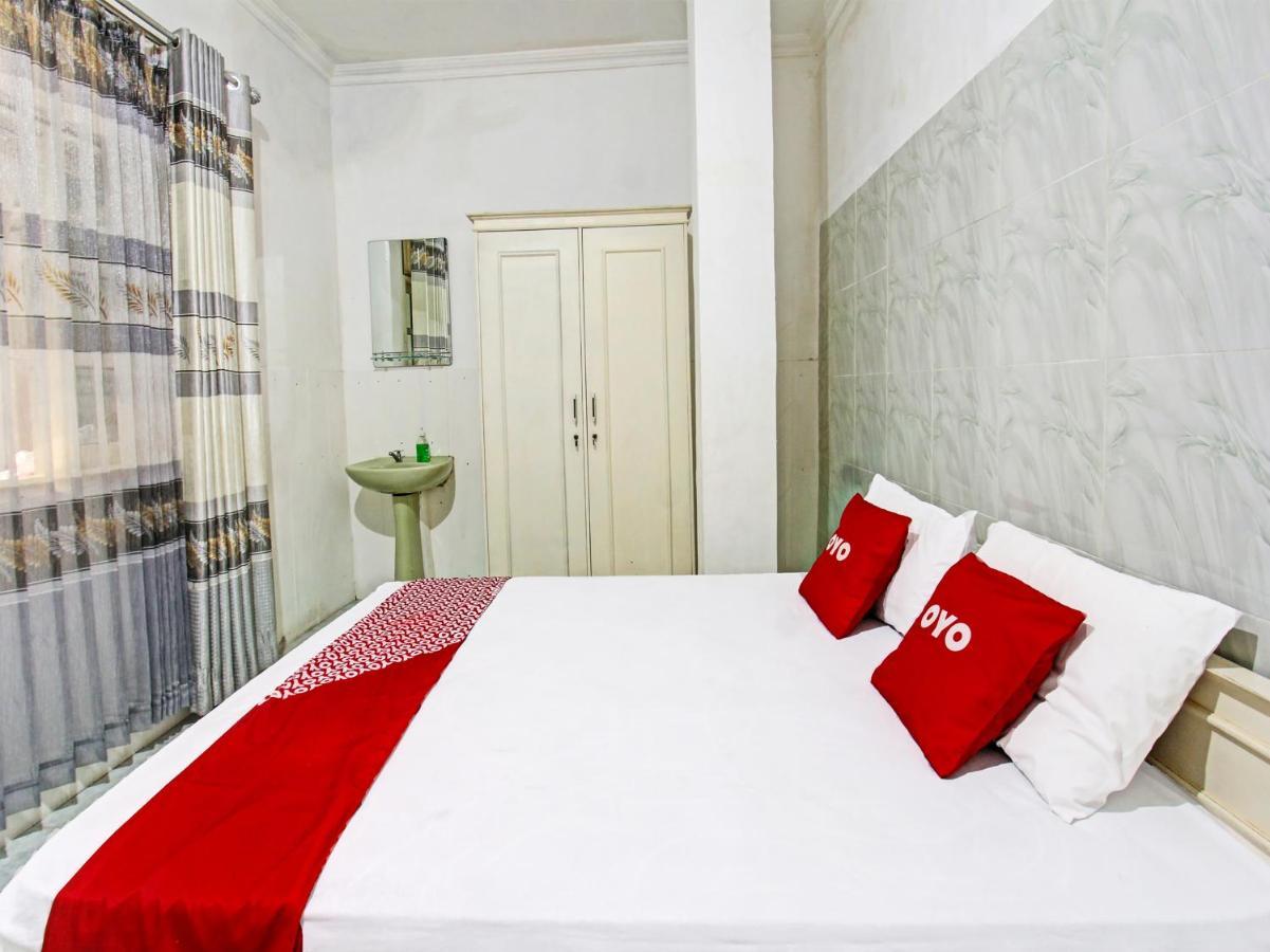 Hotel Oyo 3741 Mutiara Syariah 1 Mataram Exterior foto